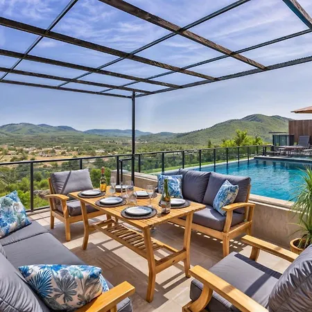 Aysena - Doganin Kalbine Kuecuek Bir Kacamak Villa Kas